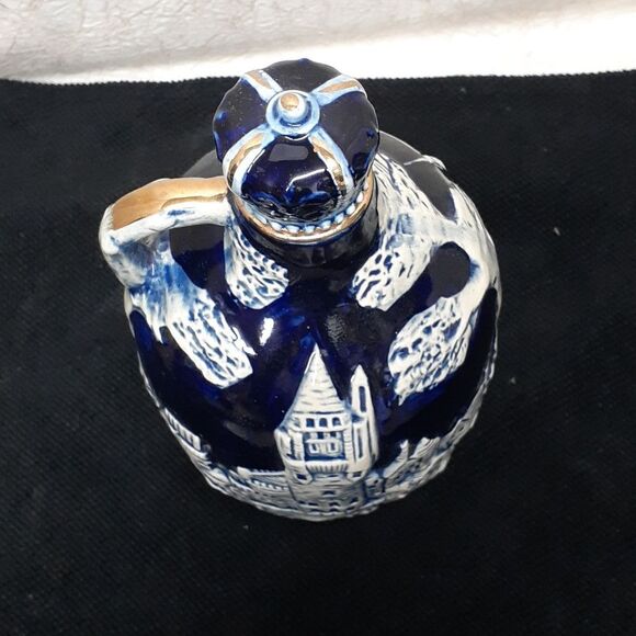 Vintage Jug Decanter Music Box With Stopper Plays "How Dry I Am" In Cobalt Blue - Picture 3 of 6